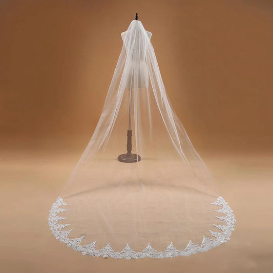 Cathedral Wedding Veil 3 m One-Layer with Lace Applique Edge