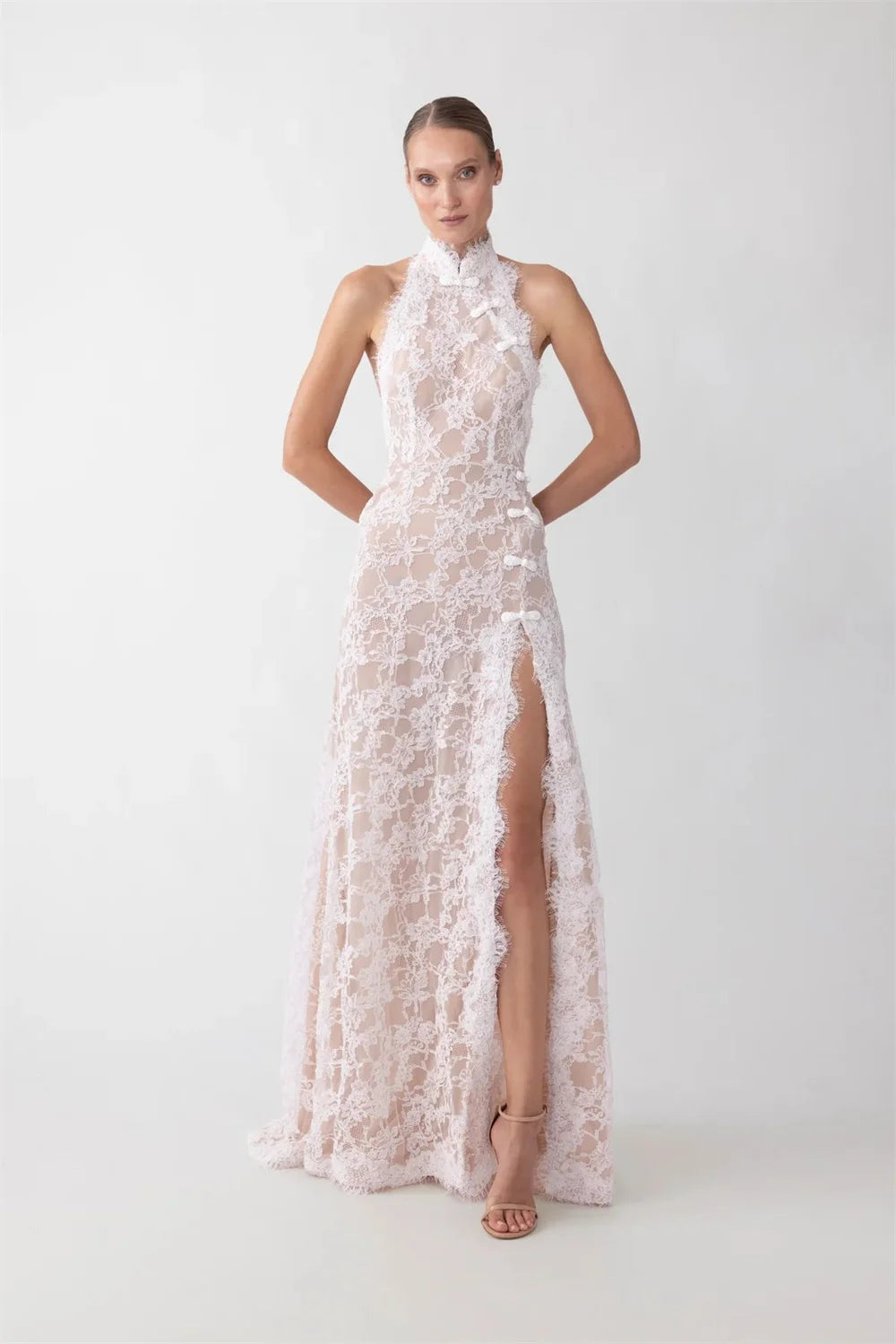Tokyo Customized White Halter Neck Wedding Dresses Sleeveless Side High Split Backless Bridal Gown Elegant A-Line Wedding Gown