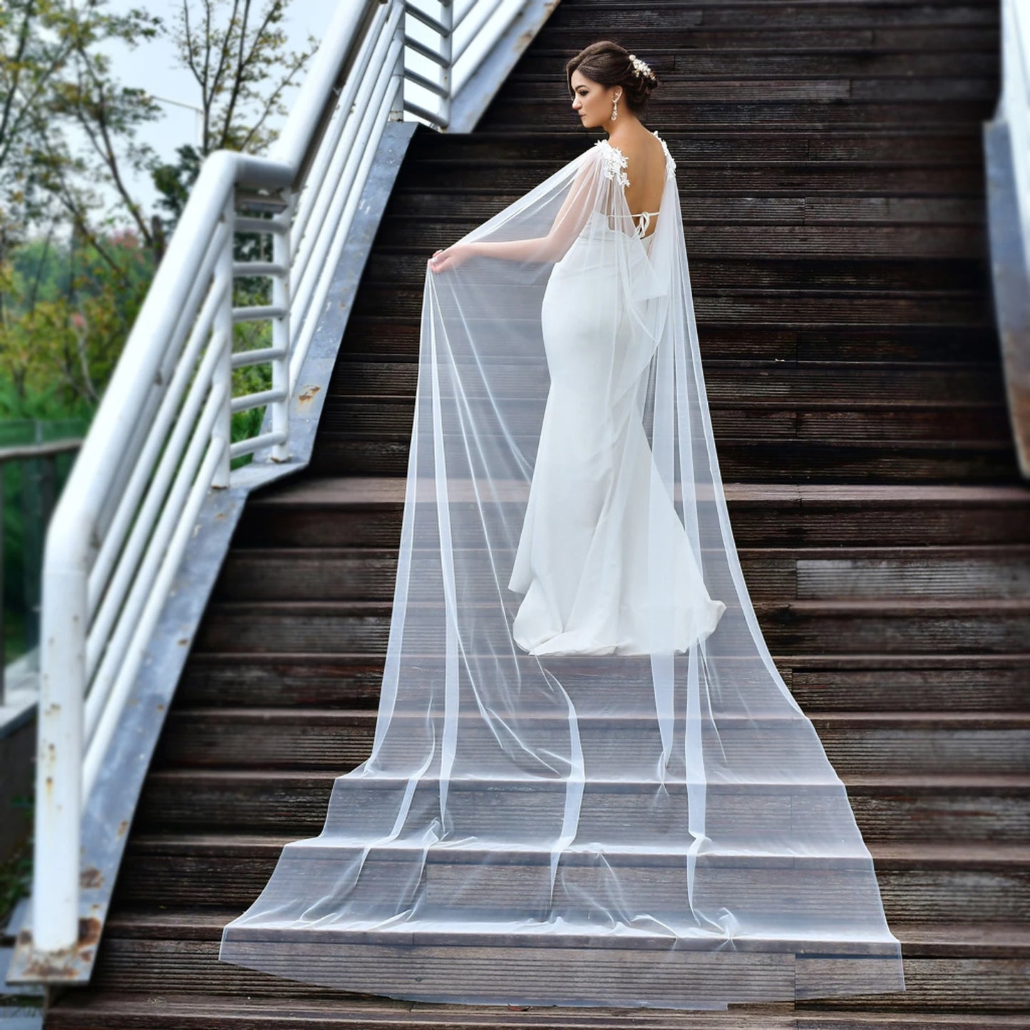 Wedding Bolero Bridal Cape Veil Wedding Accessories Long Cloak Shawl Soft Evening Cape Jacket Spanish Embroidered Shawls GP14
