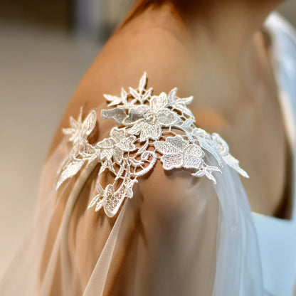 Wedding Bolero Bridal Cape Veil Wedding Accessories Long Cloak Shawl Soft Evening Cape Jacket Spanish Embroidered Shawls GP14